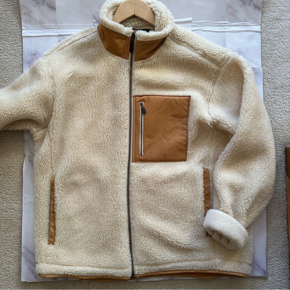 Orvis Beige Sherpa Fleece Leather Trim Full-Zip Long Sleeve Full Zip - Picture 4 of 13